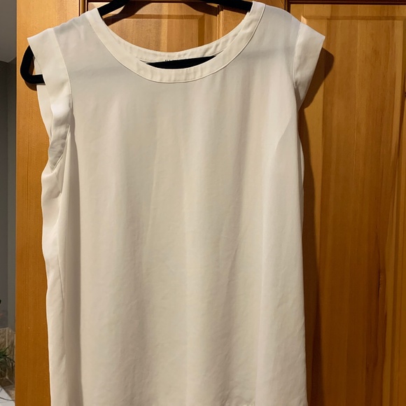 Blouses - Picture 3 of 5